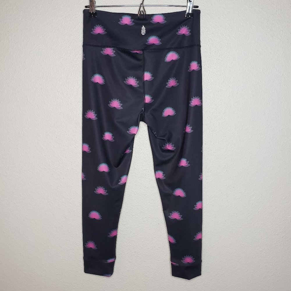 Free People Movement Women's Lotus Print High-Rise Leggings Sz M (1137) - Picture 2 of 4